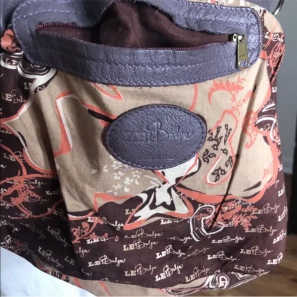 Le Bulga Lavender Ruffle Hobo Leather Shoulder Bag Made In Italy - Picture 4 of 16